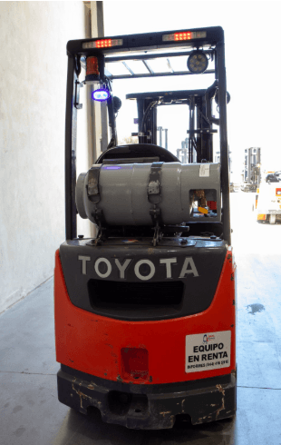 Montacargas Toyota (Gas LP) miniatura 3