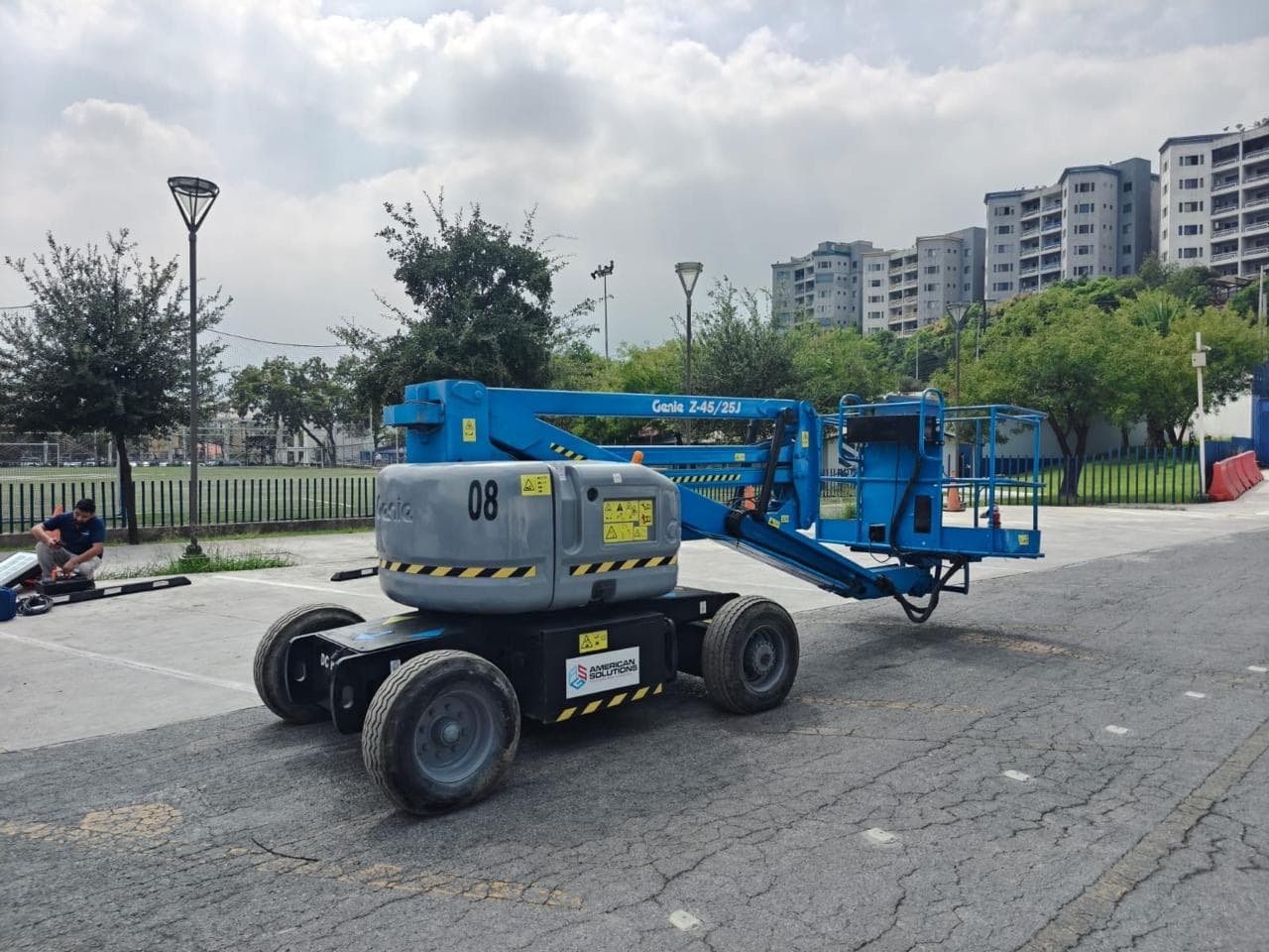 Plataforma articulada Genie Z-45/25J miniatura 3